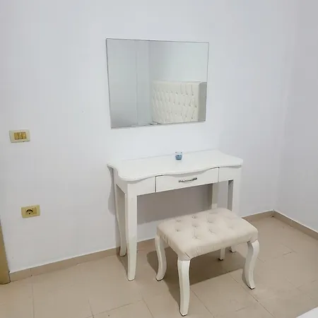Sea View Apartment *