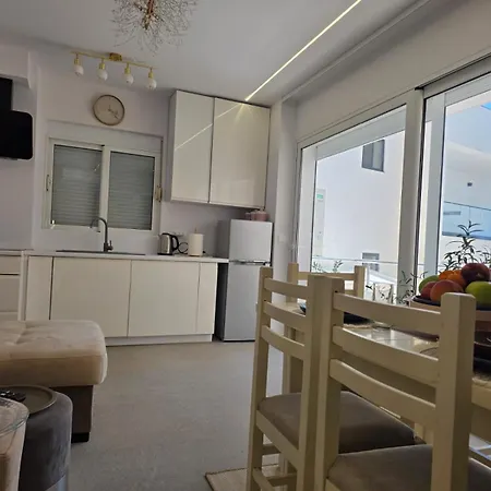 Διαμέρισμα Sea View Σαράντα